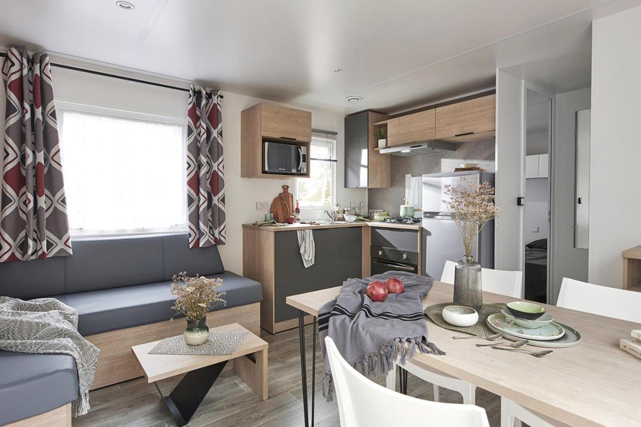 Camping Pays De Beille Les Cabannes  Luaran gambar