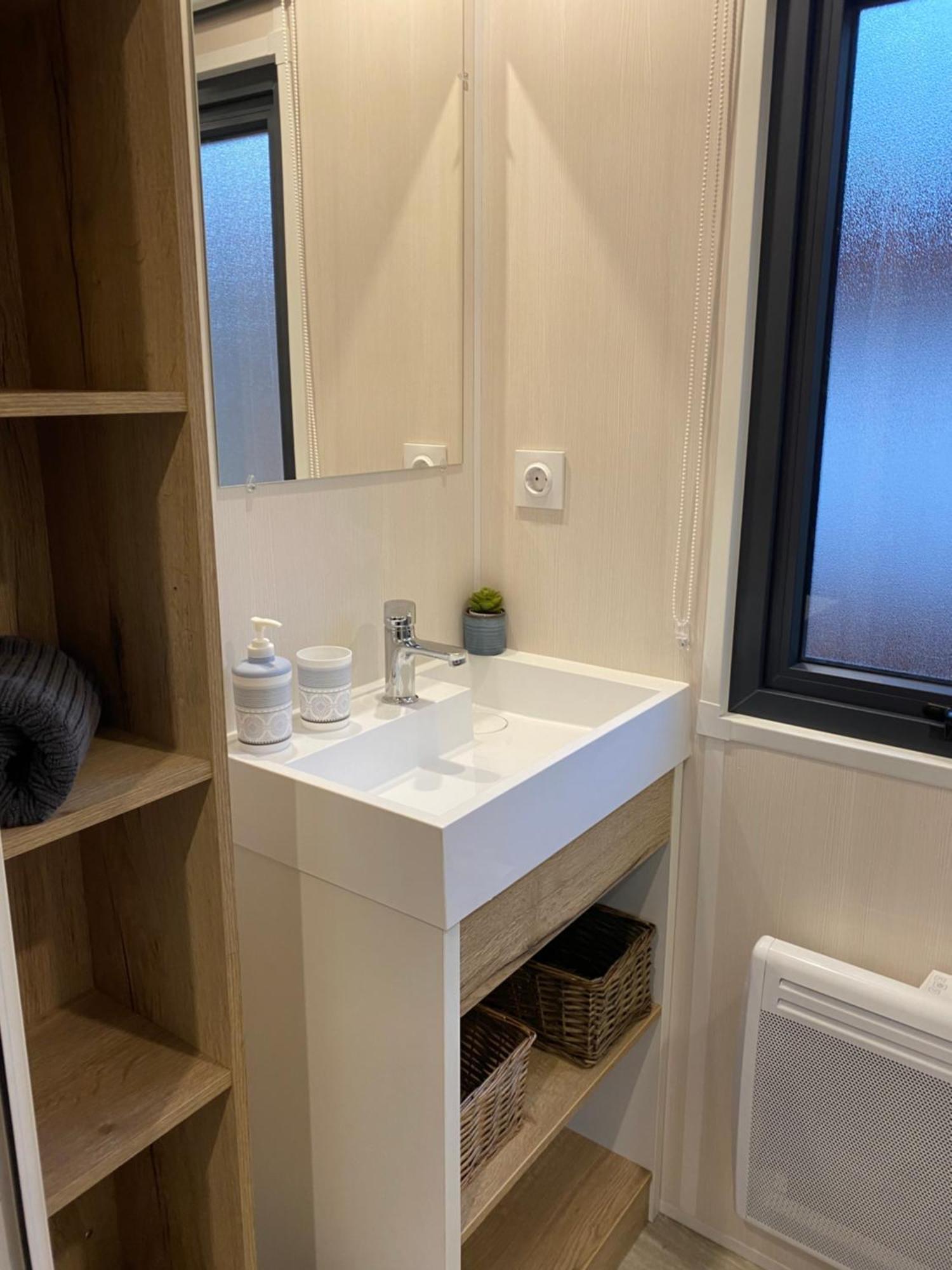 Camping Pays De Beille Les Cabannes  Luaran gambar