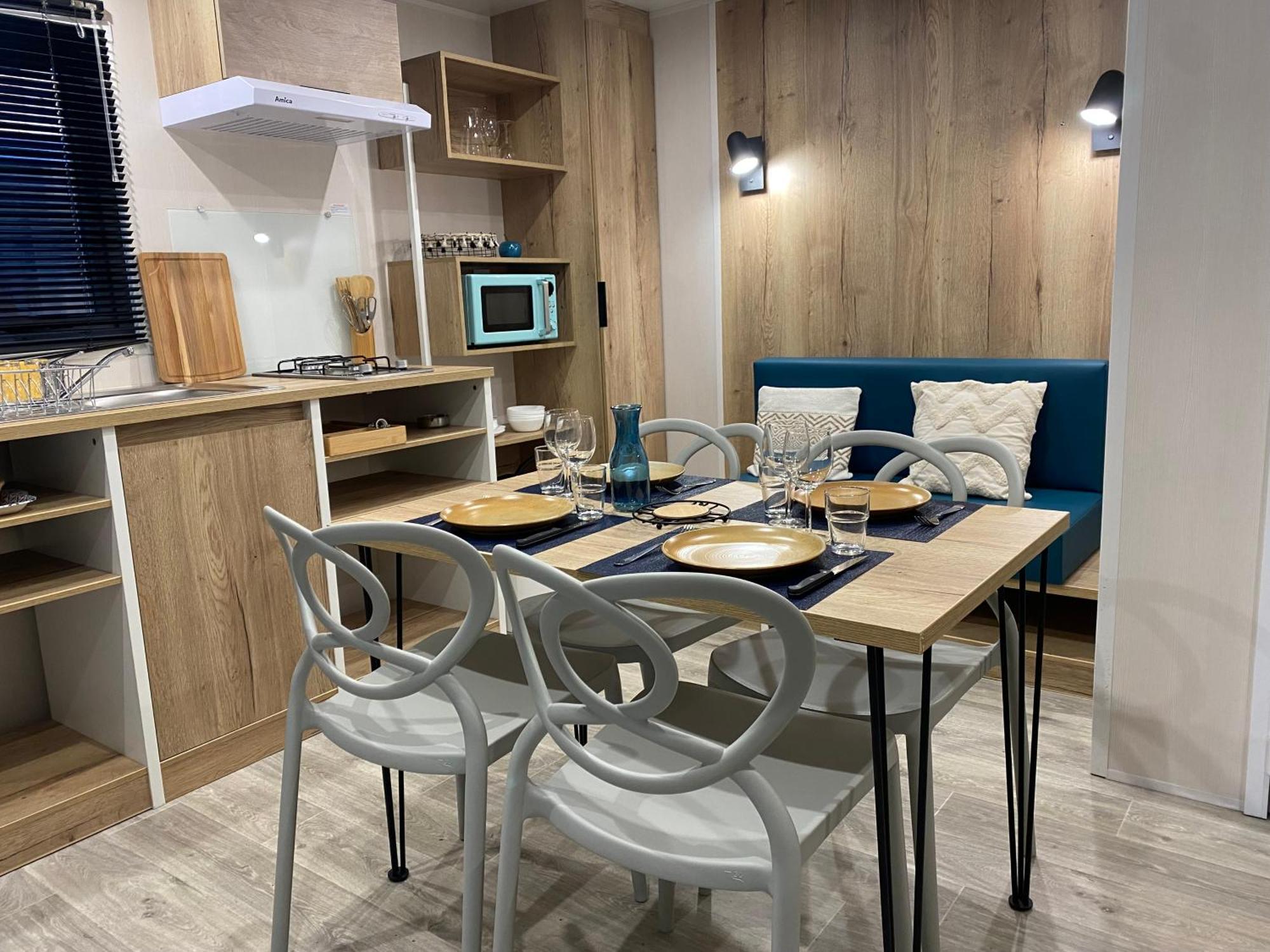 Camping Pays De Beille Les Cabannes  Luaran gambar