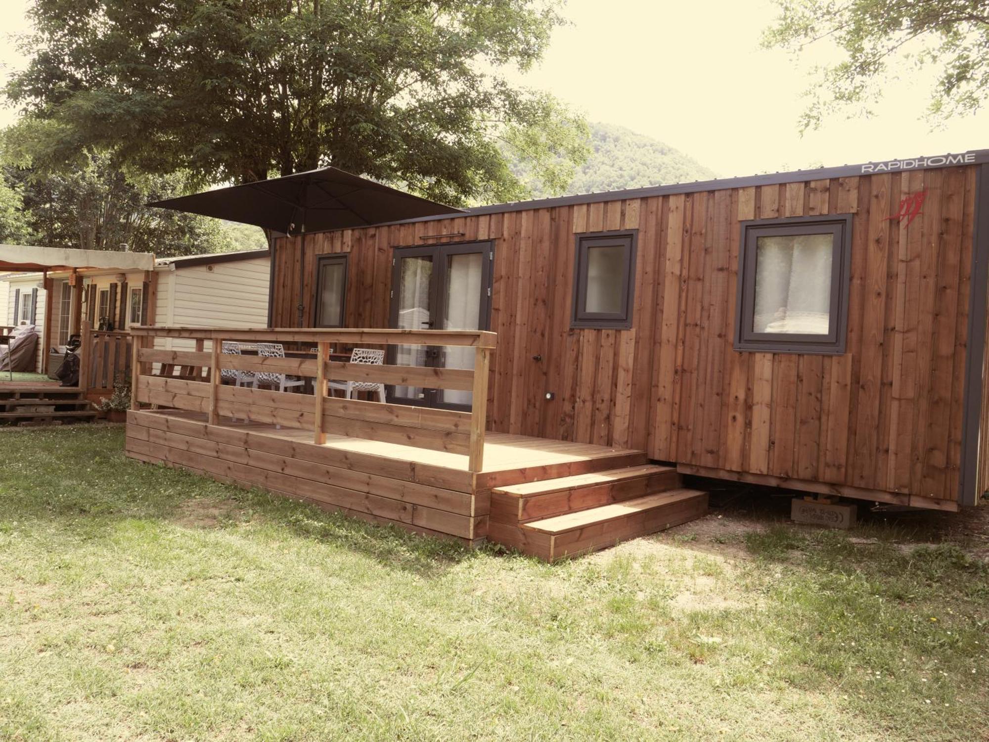 Camping Pays De Beille Les Cabannes  Luaran gambar